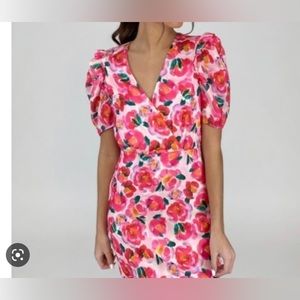 NWT- Adelyn Rae floral dress